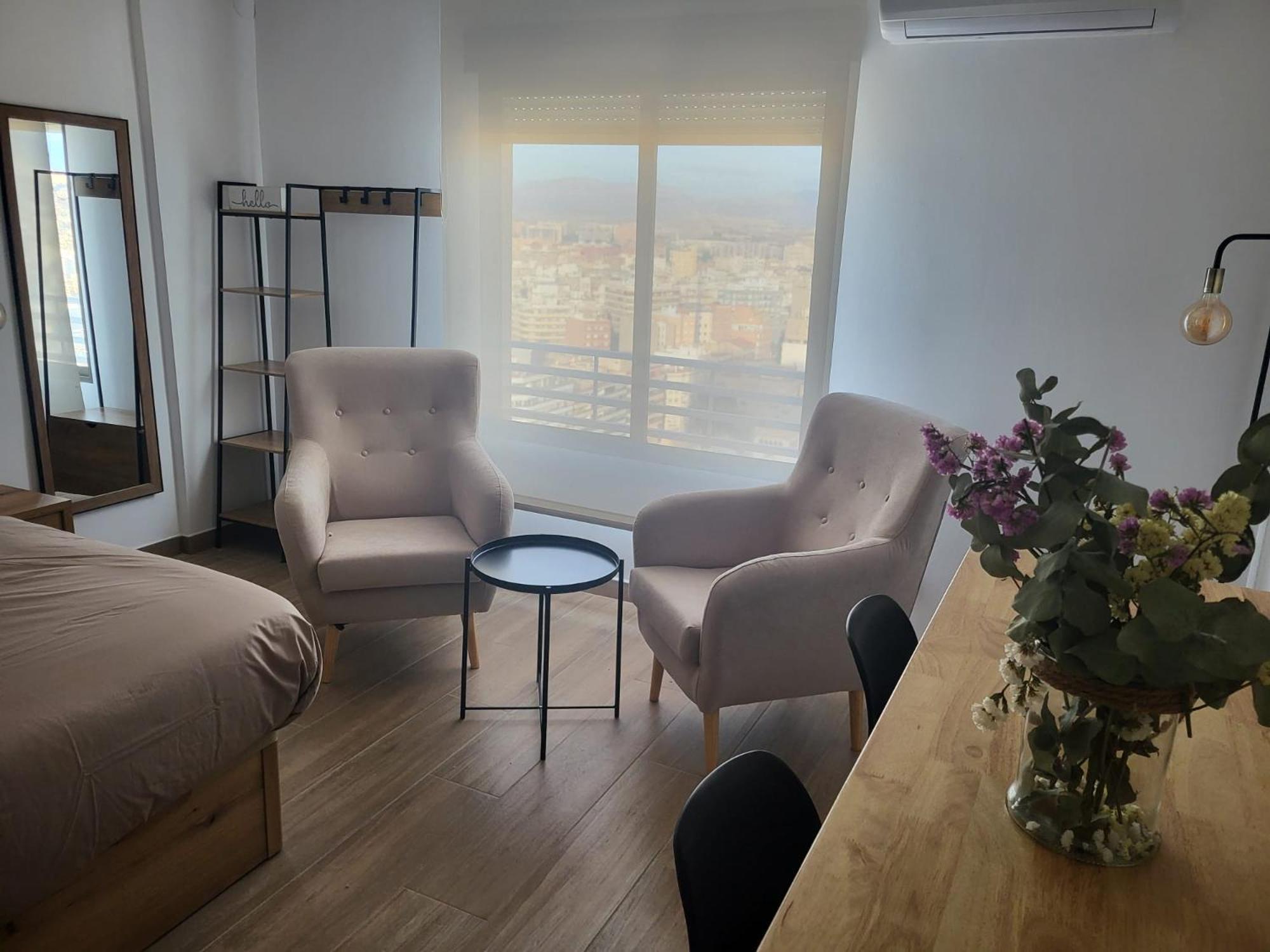 Charming Studio In The Center Of The City Apartamento Pleno Centro De Alicante Esterno foto