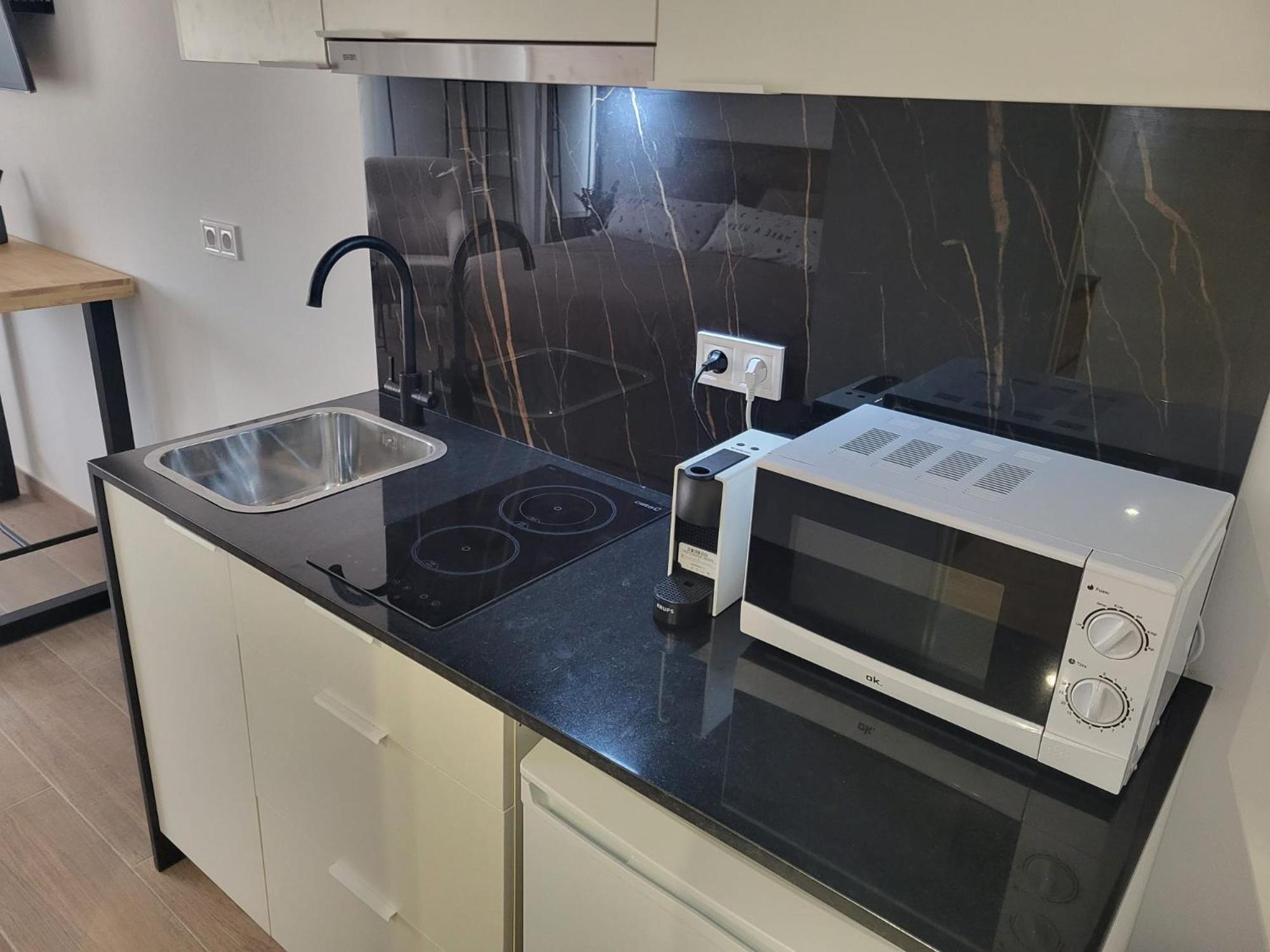 Charming Studio In The Center Of The City Apartamento Pleno Centro De Alicante Esterno foto